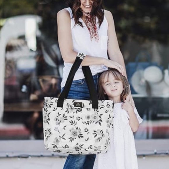 JuJuBe Encore Tote Travel Diaper Bag in Watercolor Ice - Picture 13 of 13